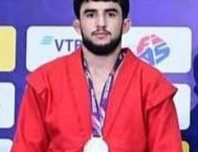 Sambo üzrə dünya birinciliyndə 1 gümüş, 2 bürünc medal