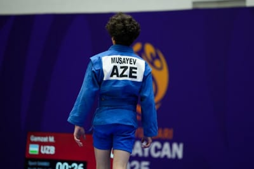 III MDB OYUNLARINDA SAMBO ÜZRƏ 2 QIZIL, 3 GÜMÜŞ, 3 BÜRÜNC MEDAL