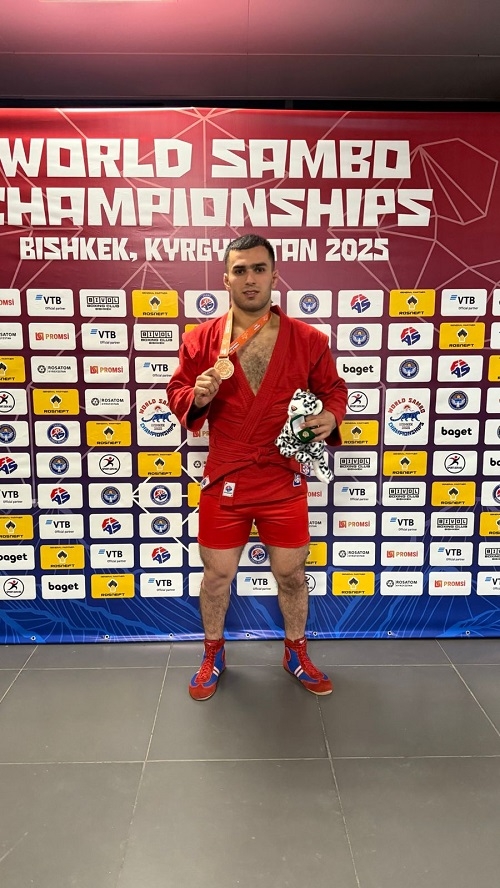 Sambo üzrə dünya çempionatında 2 bürünc medal