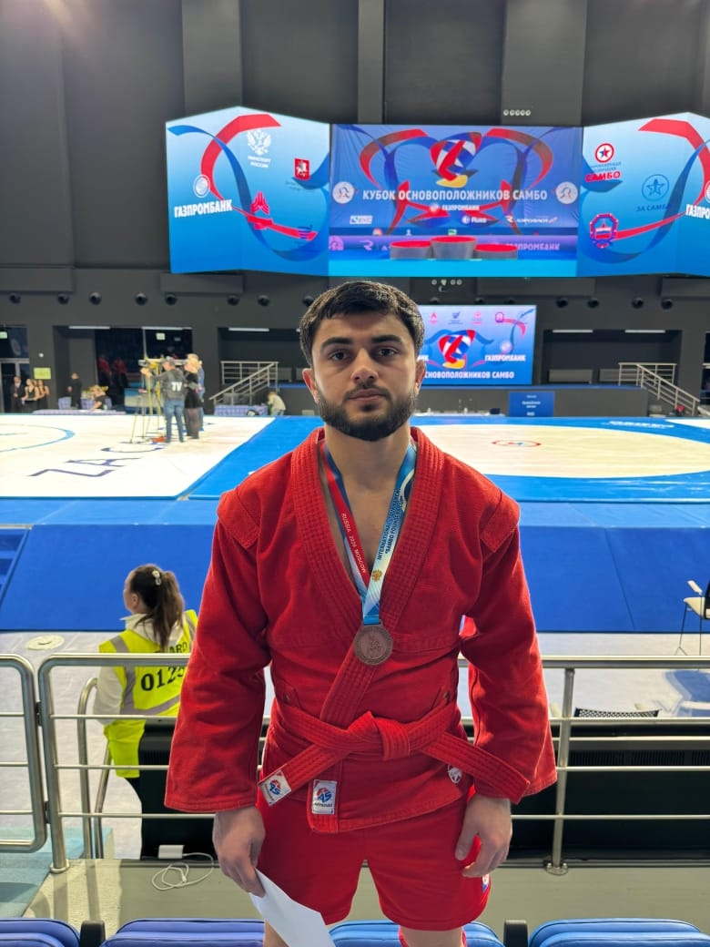 Elvin Bağırov "Sambo təsisçilərinə həsr olunmuş kubokda" bürünc medal sahibi oldu