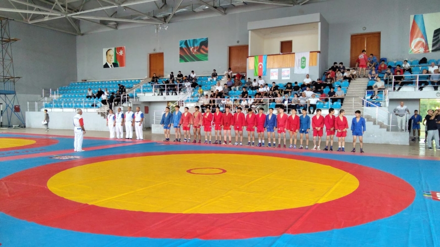 Ağdam Olimpiya İdman Kompleksində "I Qarabaq muharibəsi şəhidləri Əhliman Ağayev və Sənan Rüstəmovun xatirəsinə həsr olunmuş"  sambo idman növü üzrə yeniyetmələr arasında açıq turnir keçirilmişdir